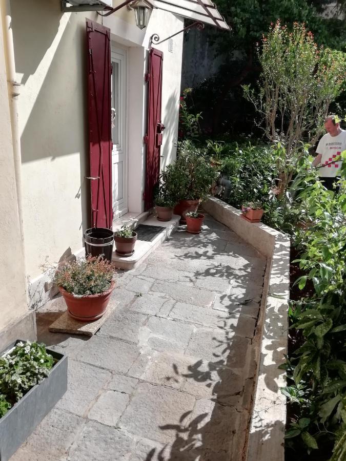 Room Sarah Rijeka Exterior foto